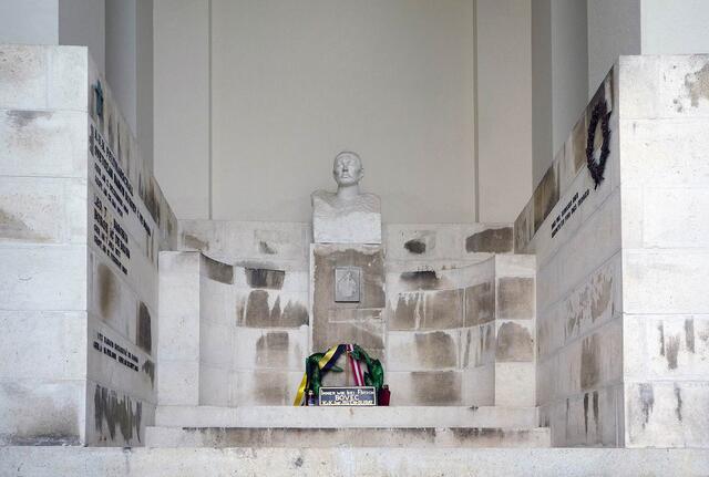 Das Grabmal von Boroevic am Wiener Zentralfriedhof, Neue Arkaden rechts, Nr. 62. (Foto: D. W.; gemeinfrei)