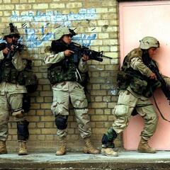 Herausforderungen und Gefahren beim Kampf in städtischen Gebieten müssen realitätsbezogen auf geeigneten Anlagen trainiert werden. (Foto: U.S. Army, gemeinfrei)