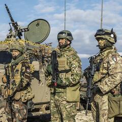 Spezialausbildung von italienischen MLF-Soldaten mit Kameraden der ungarischen und der slowenischen Streitkräfte. (Foto: MLF PO)