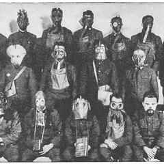 Foto: Verschiedene Typen von ABC-Schutzmasken, die im Ersten Weltkrieg verwendet wurden. (Foto: Francis Whiting Halsey/gemeinfrei)