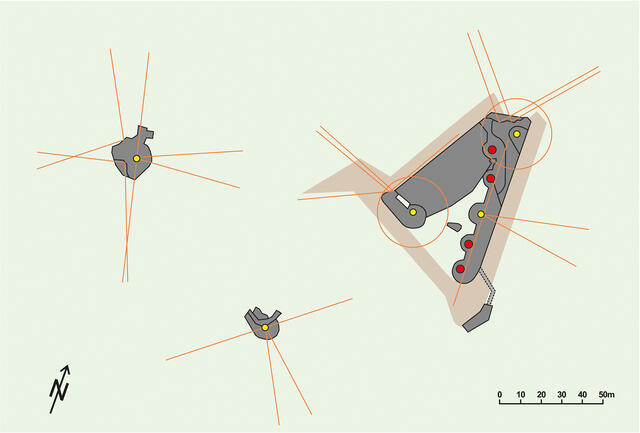 Das Panzerwerk Lusern. Auch diese Anlage war auf die Rundumverteidigung vorbereitet. Hier waren, anders als bei Gschwent, Kasematte und Batterieblock getrennt. (Grafik: RedTD nach Rolf Hentzschel)